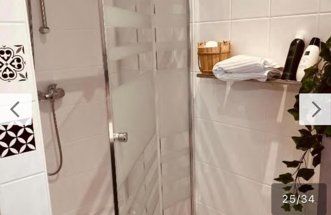 La vila gite 4 personnes Bastogne Esterno foto